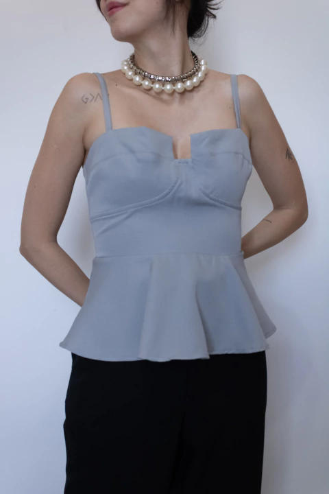 BLUSA PEPLUM CINZA (M)