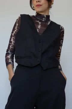 COLETE CURTO PRETO (M) - comprar online