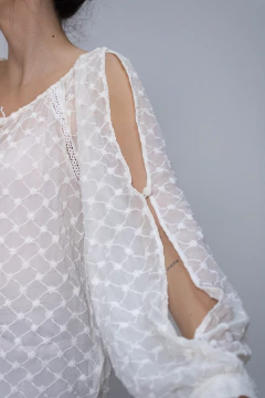 BLUSA EM SEDA BO.BÔ (P) na internet