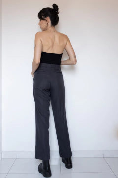 CALÇA SOCIAL CINZA CHUMBO (40/42) - Rediscover Brechó - Moda Circular e Atemporal