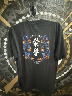Camiseta Monte Leste Trust No One