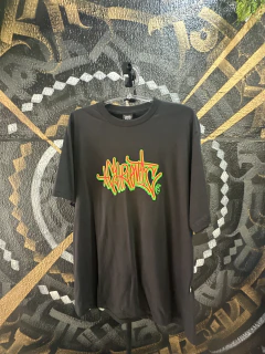 Camiseta Chronic Preto Logo Tag Reggae 4639