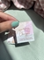 Mini cartão dourado na internet