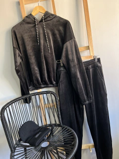 Conjunto plush Black