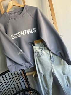Buzo Essentials aero