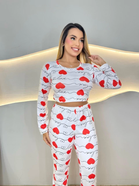 Pijama longo coração