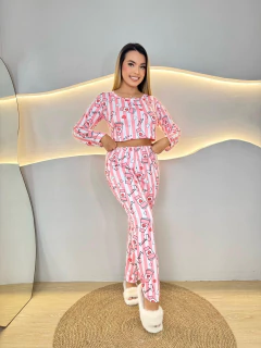 Pijama longo na internet