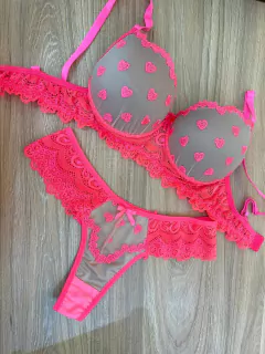 Conjunto Lovezin na internet