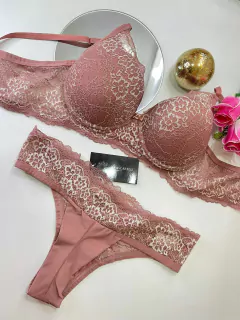 Conjunto rosê na internet