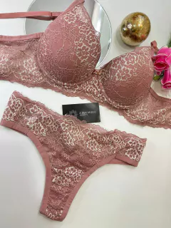 Conjunto rosê - À Pascarelli