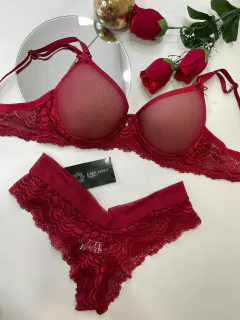 Conjunto Essência na internet