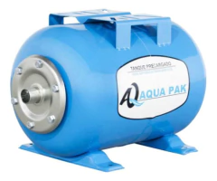 Tanque precargado horizontal de 24 litros marca Aquapak, color azul, con conexiones metálicas.