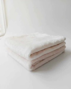 Mantas Plush Essence Patas. - loja online