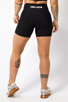 Short Médio Básico Kebra Kexo Black na internet