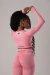 Cropped manga longa rosa