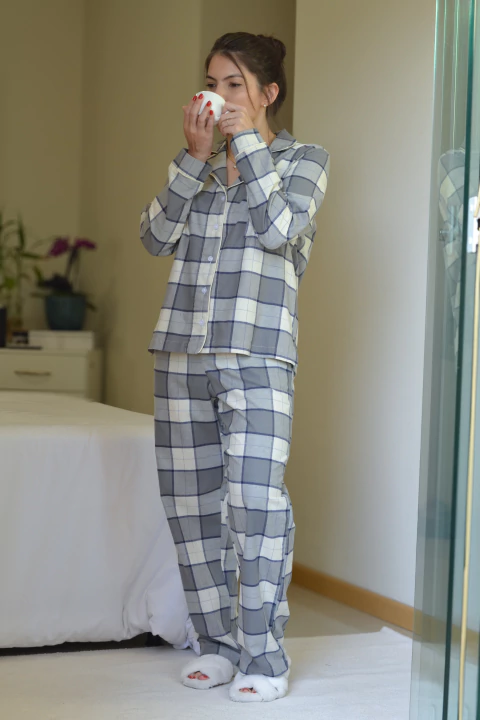 Pijama de Flanela Xadrez Monschau - comprar online
