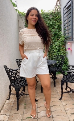 BLUSA RENDADA COM MANGA