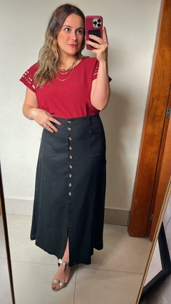 BLUSA DUNA COM DETALHE DE RECORTE NA MANGA