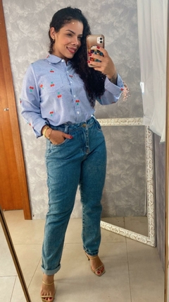 CAMISA MANGA LONGA LISTRADA CEREJA BORDADA - comprar online