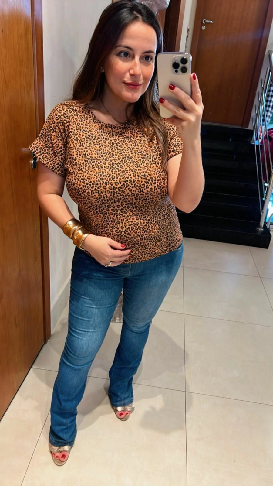 BLUSA MANGA DOBRADA ONÇA