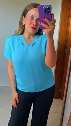 BLUSA DECOTE V - comprar online