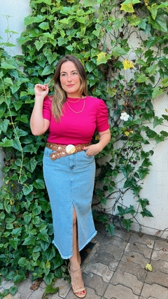 SAIA JEANS MIDI COM FENDA na internet
