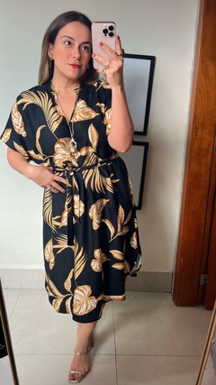 VESTIDO COM GOLA DE PADRE E MANGA ESTAMPADO - comprar online