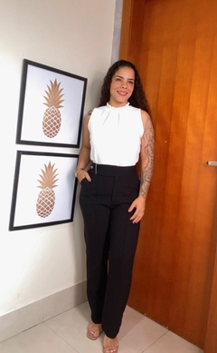 BLUSA GOLA ALTA COM ELÁSTICO NO PESCOÇO - comprar online
