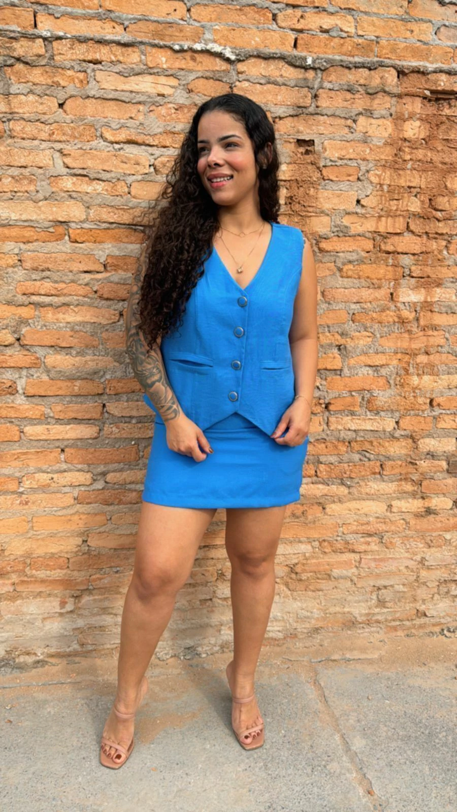CONJUNTO COLETE E SHORT SAIA EM CREPE MARRANT
