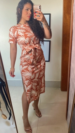 VESTIDO DE MALHA COM AMARRAÇÃO - comprar online