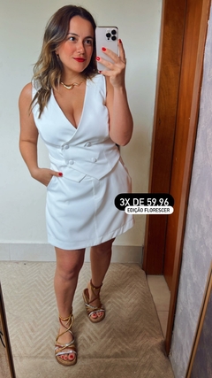 CONJUNTO DE SHORT E COLETE - comprar online