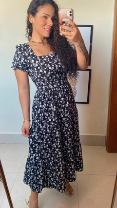 VESTIDO COM ESTAMPA DE FLOR E MANGA PRINCESA - loja online