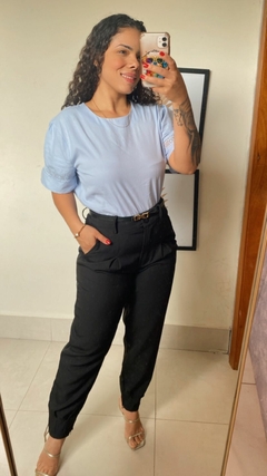 BLUSA COM DETALHE NA MANGA - Zaffir