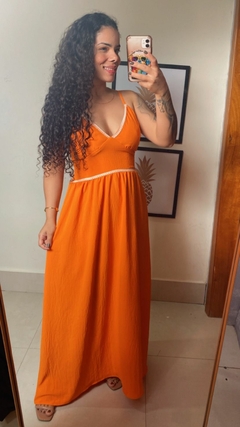 VESTIDO LONGO LISO COM ALÇA REGULAR - comprar online