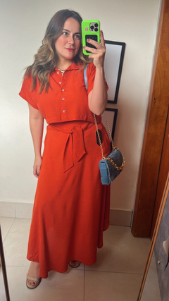 CONJUNTO SAIA E CAMISA CROPPED - comprar online