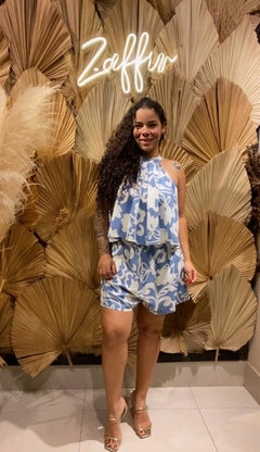 CONJUNTO ESTAMPADO CROPPED COM AMARRAÇÃO E SHORT