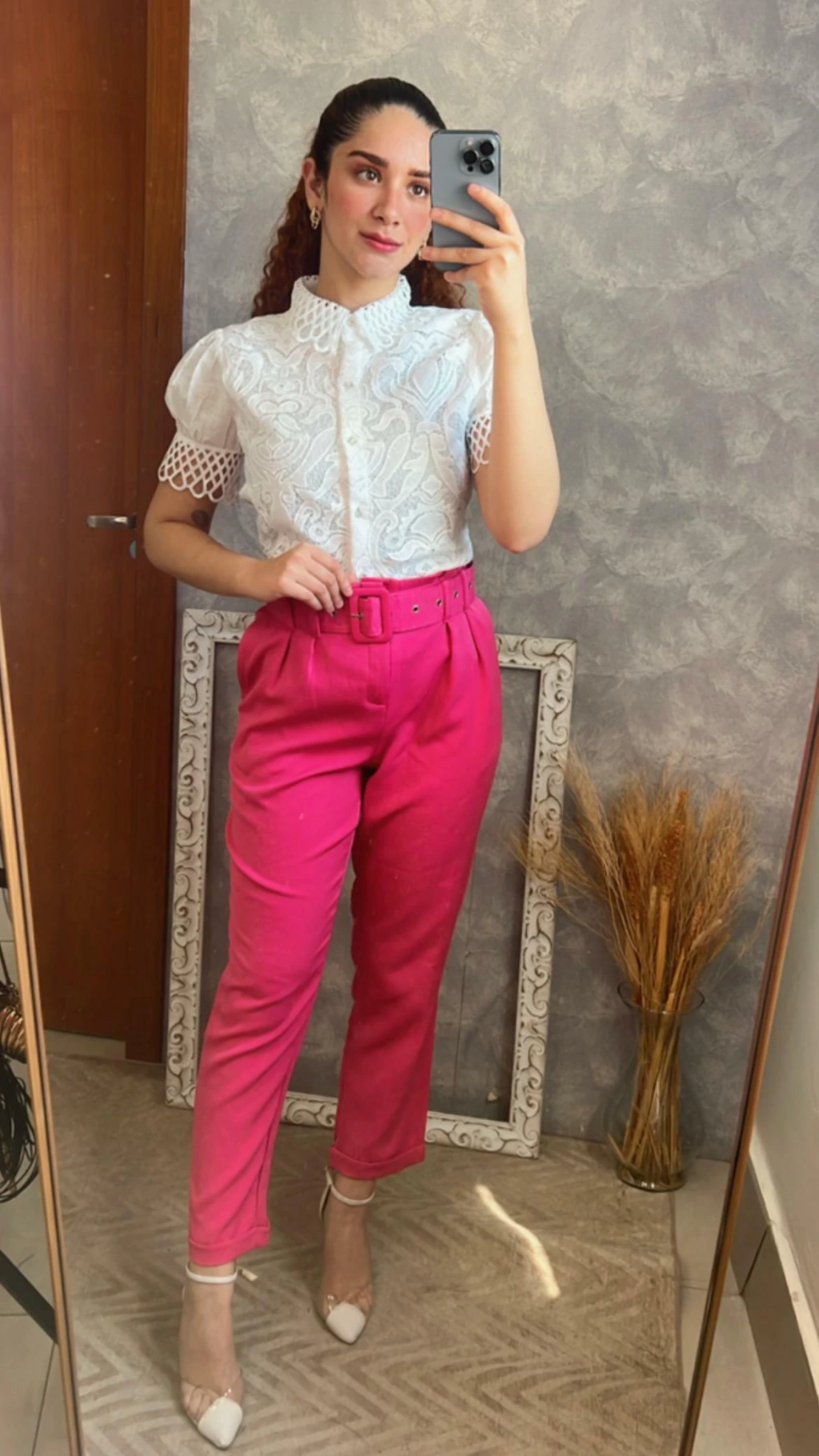 BLUSA GUIPIR MANGA CURTA COM BOTÕES PRATA