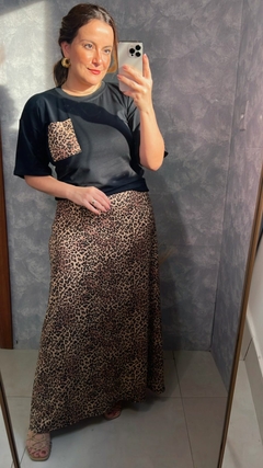 CONJUNTO ANIMAL PRINT SAIA LONGA E BLUSA - comprar online