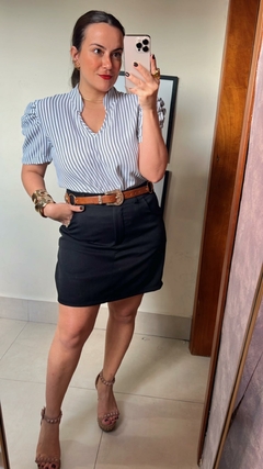 BLUSA LISTRADA COM MANGA PRINCESA