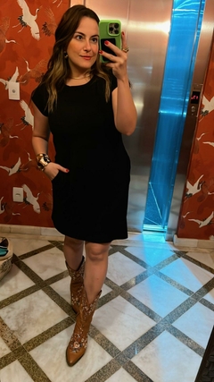 VESTIDO CURTO MOLETINHO COM BOLSO SEM MANGA
