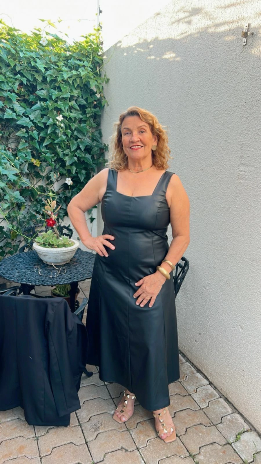 VESTIDO DE COURO P.U