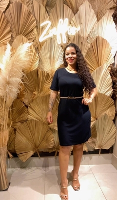 VESTIDO LISO CURTO COM MANGA