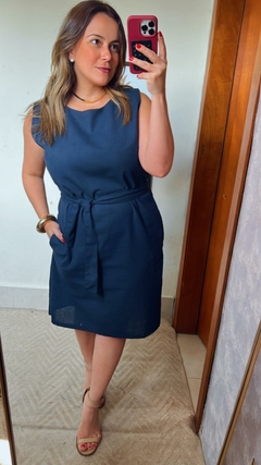 VESTIDO DE LINHO COM BOLSO E CINTO - comprar online