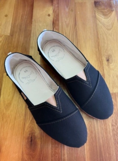 Alpargatas Negras en internet