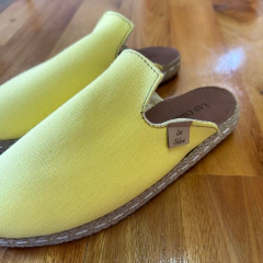 Mule Amarilla - comprar online