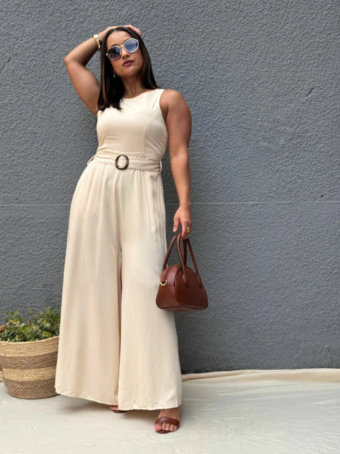 MACACÃO PANTACOURT LINDA