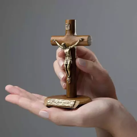 Crucifixo em Madeira para Mesa ou Parede com detalhes em Aço Inox e a frase "Foi por você"