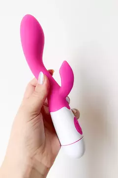Vibrador de Ponto G e Clitóris - Recarregável USB