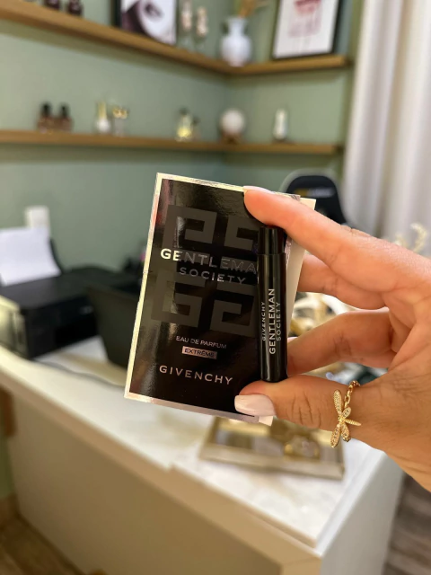 Gentleman Society Givenchy Extrême 1ml - Flaconete - comprar online