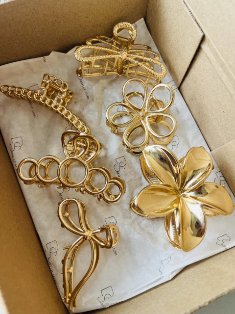 KIT PIRANHA DOURADA DE METAL